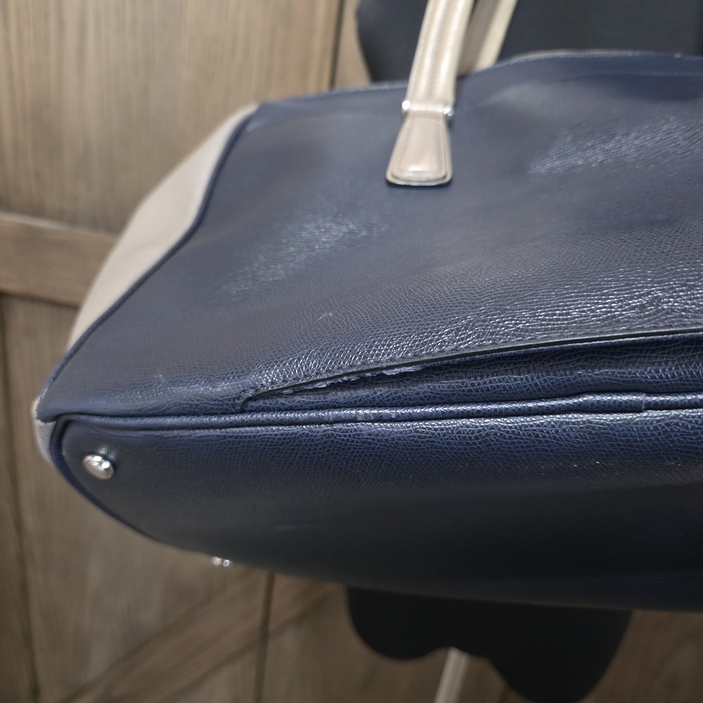 Tumi Pavia Travel Tote - Picture 8 of 12